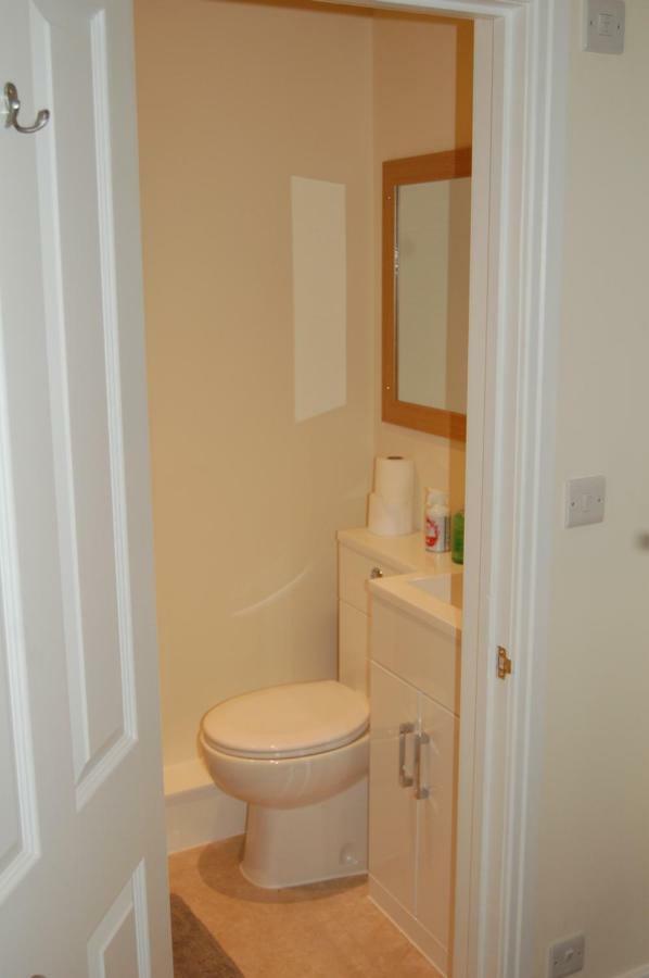 3C Endless Street Apartment Salisbury Bagian luar foto